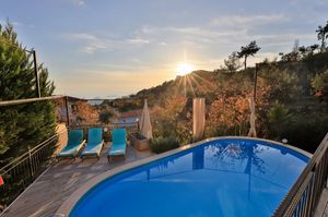 turkiye/antalya/kas/20191221161227cd0bfc11317c443a8530c1c91e9d6659.jpg