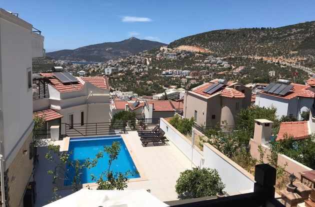 turkiye/antalya/kas/565cc52f5d6c4d8bacd8957367251e9cf3b7757f170c422fa9c0f9a9e1ef4c63.jpg
