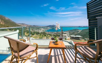 Villa Premium · 4