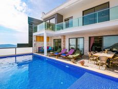 Villa 4+1