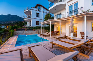 turkiye/antalya/kas/av7a8169a718c92e75b94ff683f7a7df4c45ee5d.jpg