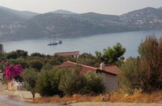 turkiye/antalya/kas/central-suit-22cc46bd.jpg
