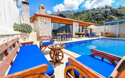 Villa Luck · 3