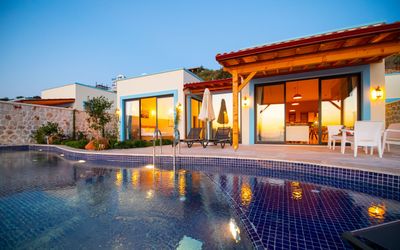 Villa Silver · 3