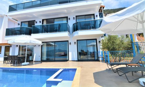turkiye/antalya/kas/kiralikvillanizvillanew19a281073dded64e69b56f57b1a11ff066.jpg
