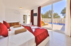 turkiye/antalya/kas/kiralikvillanizvillapera11569e15dc765e435e80bb758a1754c438.jpg