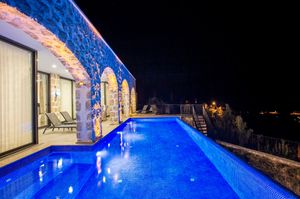 turkiye/antalya/kas/kiralikvillanizvillaroyal570acb0cfbf28d48069e1340a9e2e0b28f.jpg