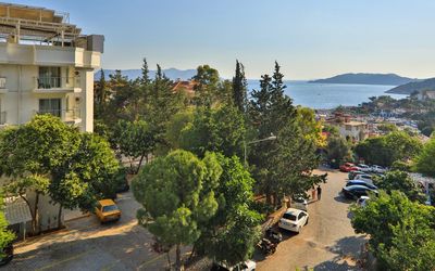 Lora Kaş · 2