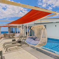 Villa Light 4