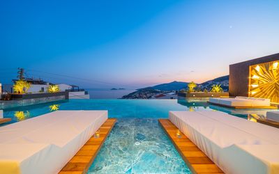 Villa Supernova · 5