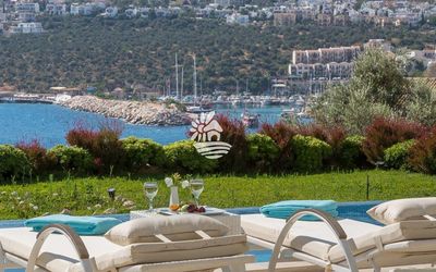 Villa Serena · 4