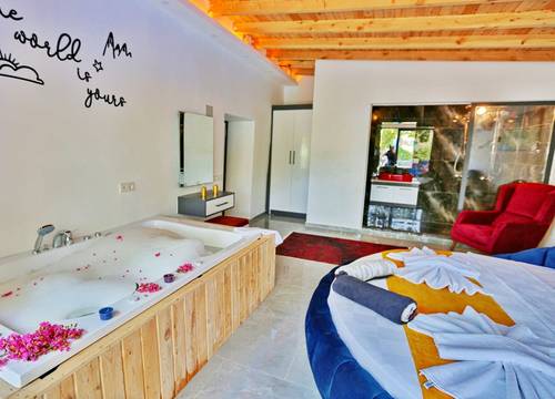 turkiye/antalya/kas/villa165_resizecopyb7037fe9c873405f963435776ef50172.jpg