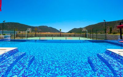 Villa Cosmopolitan · 5