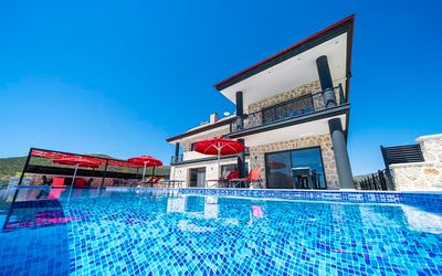 Villa Cosmopolitan · 3