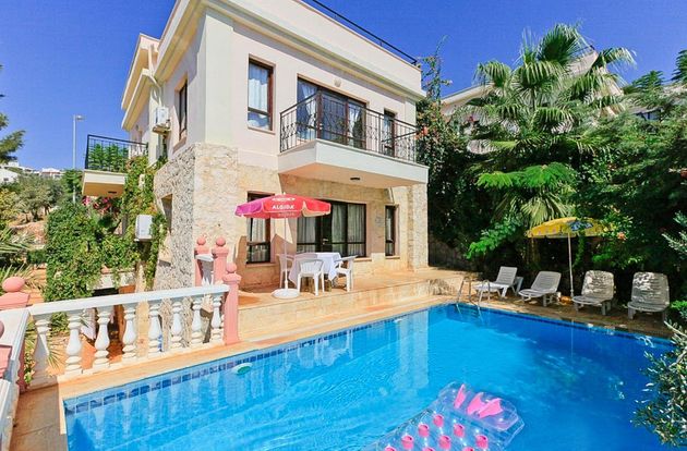 turkiye/antalya/kas/villarose_67519_495315993a5d36c1e3a4640498d5b23fbc3c26e72.jpg