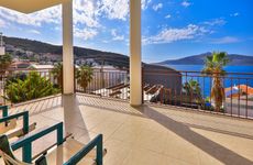 turkiye/antalya/kas/villasaricicek181200x720d855816966ff4093bad6d7fc7db6a52d.jpg