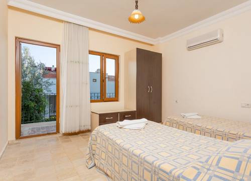 turkiye/antalya/kas/villatlos_50233_1145462739cff7cc0b7924825954fbba46c06a621.jpg