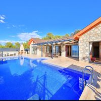 Villa Almond