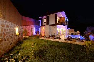 turkiye/antalya/kas/villayoluselale01441f0bef0f3094c159945120721063a87.jpg
