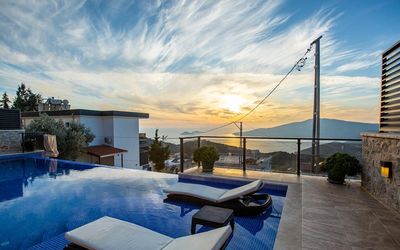 Villa Grey · 5