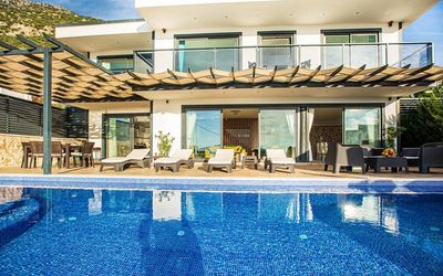 Villa Grey · 2
