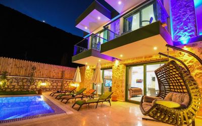 Villa Fresh · 5