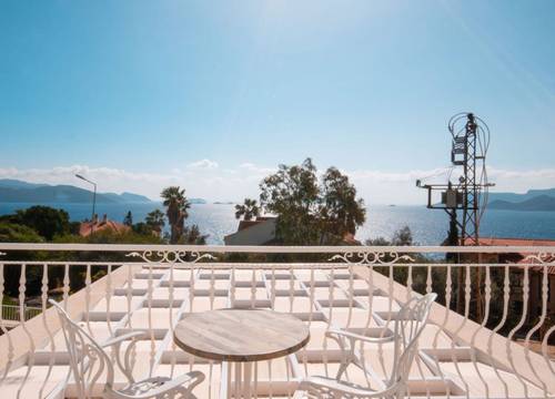 turkiye/antalya/kas/whatsappimage20240305at13.20.492b6cc53eeb2d94cb9979f40c1e9f29612.jpeg