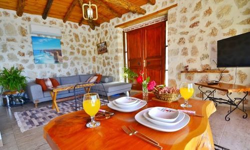 turkiye/antalya/kas/www.villayolu.comresim021953a8725f3994a71b3fcf2a02cd6f5d3.jpg