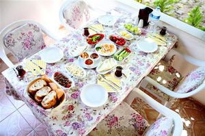 turkiye/antalya/kemer/alican-pansiyon-477783841.jpg