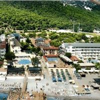 Aleria Belport Beach Hotel