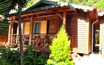 İkiz Pansiyon · 3