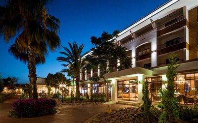 Club Hotel Turan Prince World · 5