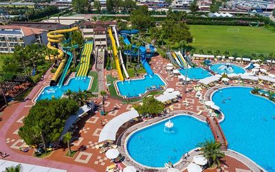 Club Hotel Turan Prince World · 2