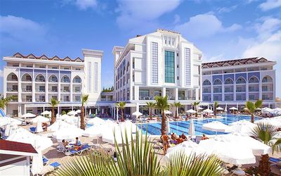 Diamond Elite Hotel & Spa · 3