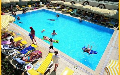 Dynasty Hotel · 3