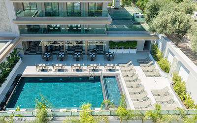 Awen Lara Hotel · 4