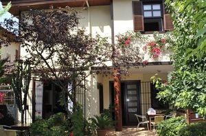 turkiye/antalya/muratpasa/candles-house-238949.jpg