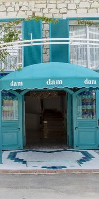 Dam Hotel Lara