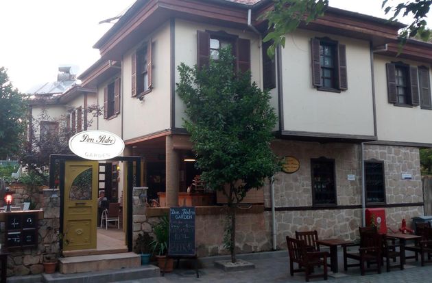 turkiye/antalya/muratpasa/don-pedro-garden-pub-hostel_2ebf99cc.jpg