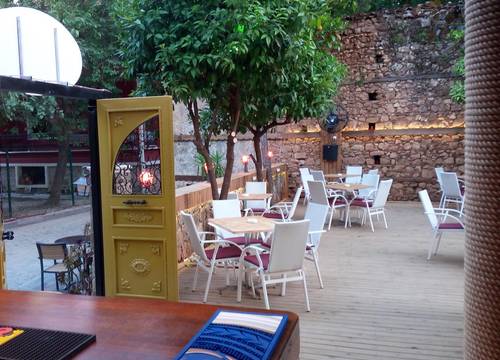 turkiye/antalya/muratpasa/don-pedro-garden-pub-hostel_be325236.jpg