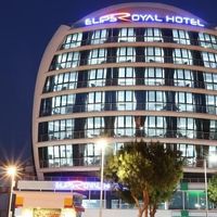 Elips Royal Hotel