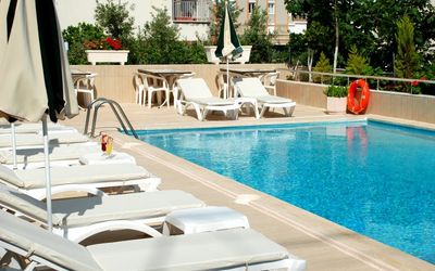 Lara Diamond Hotel · 4
