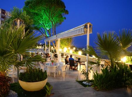 turkiye/antalya/muratpasa/lara-otel-654225983.png