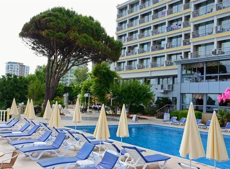 turkiye/antalya/muratpasa/lara-otel-731295134.png