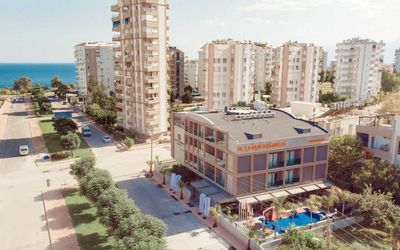 Laren Seasıde Hotel · 3