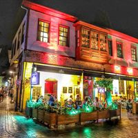 Lords Hostel & Pub