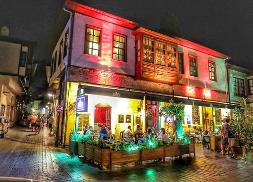 turkiye/antalya/muratpasa/lords-hostel-pub_801e67d6.jpg