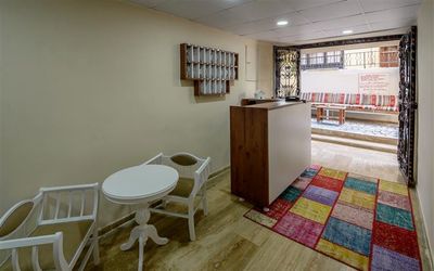 Özmen Otel · 4