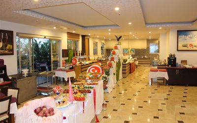 Side West Park Otel · 3