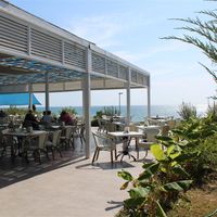 Side West Park Hotel